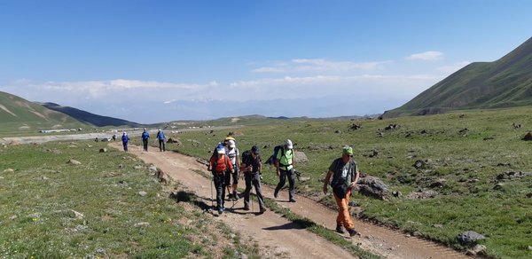 Ascent to Lenin Peak with guide